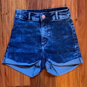 High waisted jean shorts.
